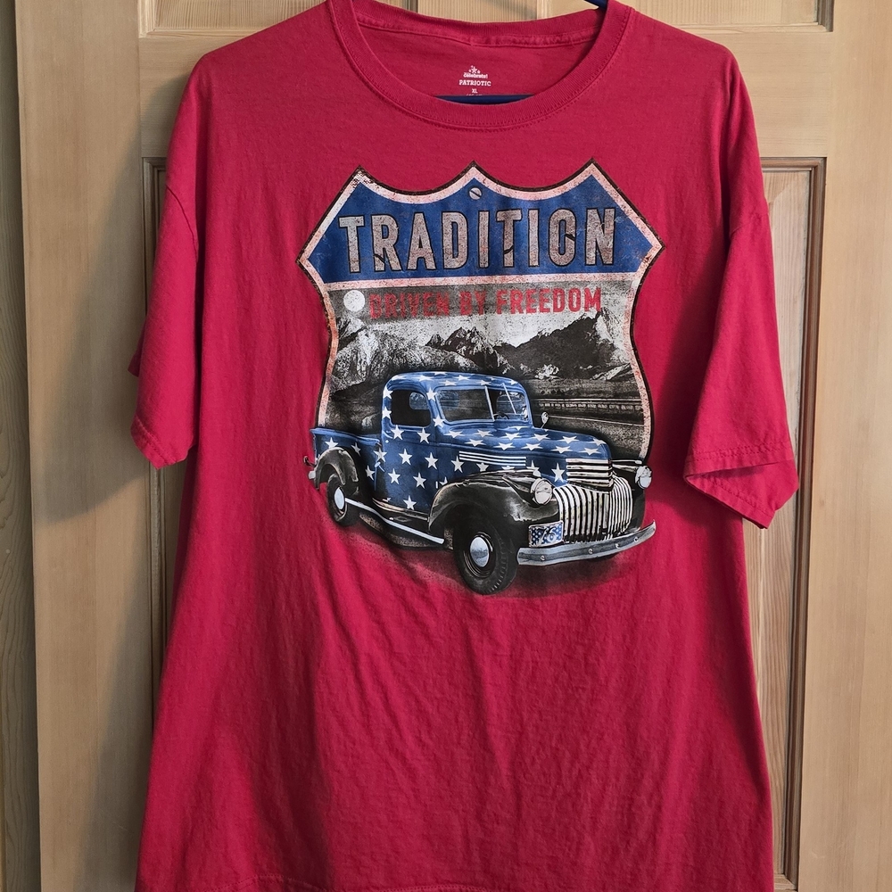 PATRIOTIC Shirt XL Red White Blue Short Sleeve Vintage Truck Graphic Men's